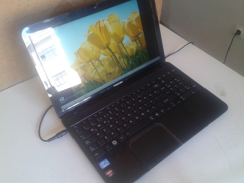 toshiba-i5-laptop(3)